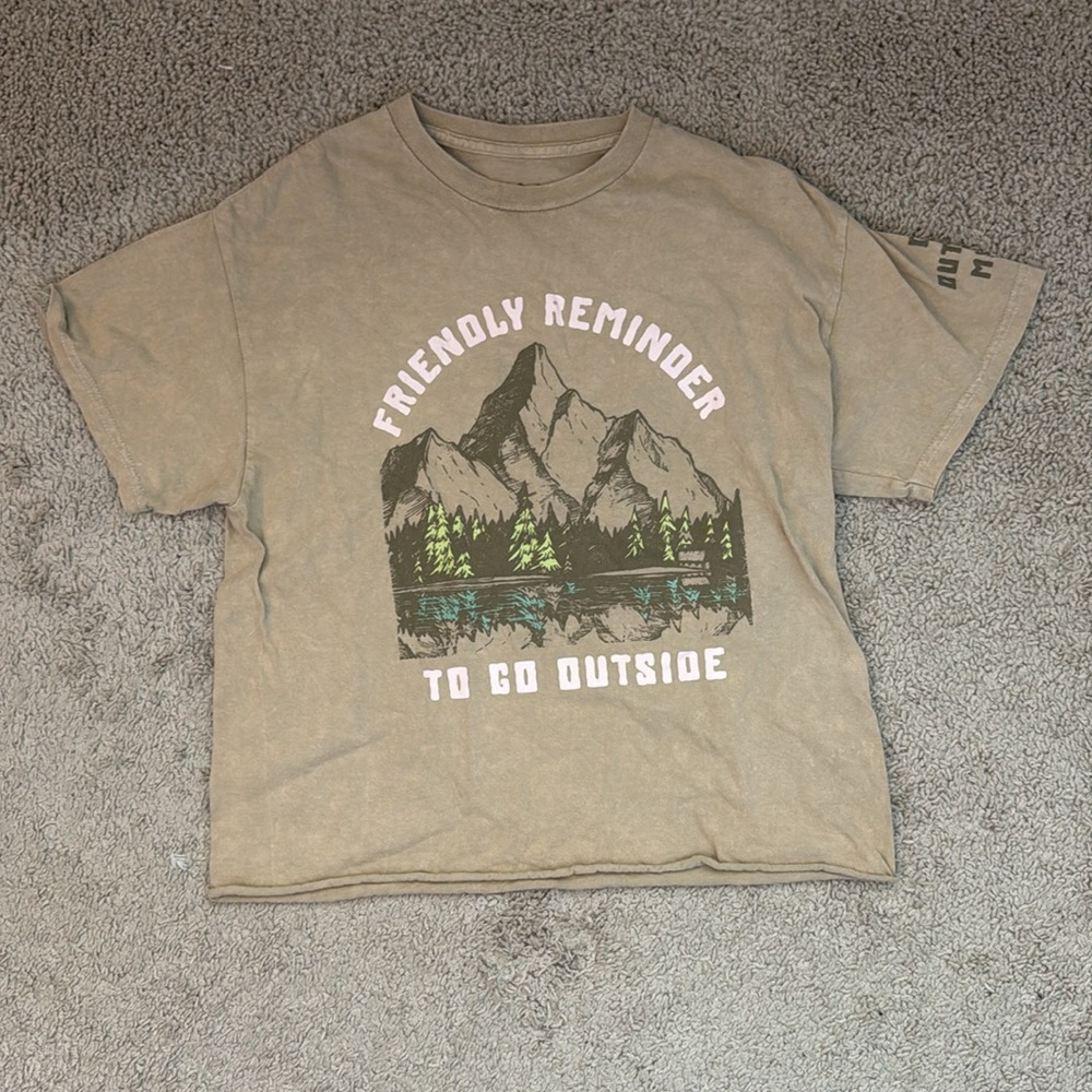 Women’s Ford Graphic Tee Bundle - Picture 10 of 12